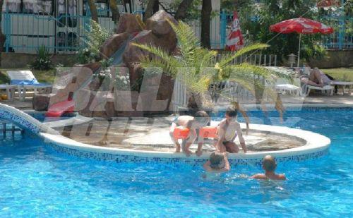 holiday in Перла Плаза