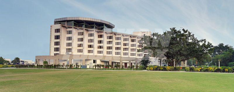 holiday in Ramada Plaza JHV Varanasi