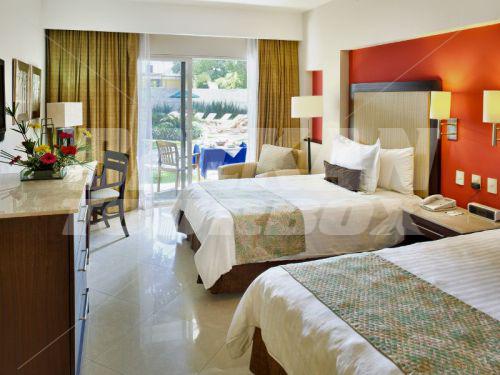 почивка в Barcelo Cuernavaca Ejecutivo