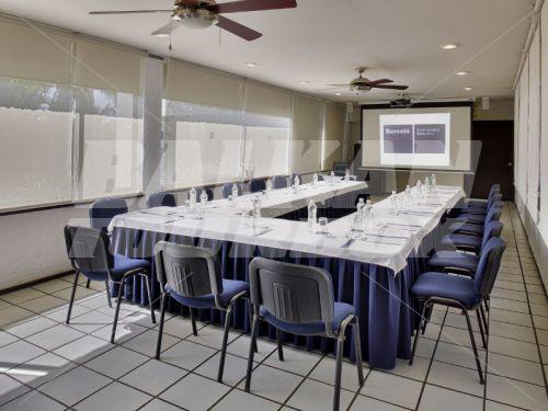 почивка в Barcelo Cuernavaca Ejecutivo