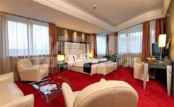 почивка в  Holiday Inn Belgrade 