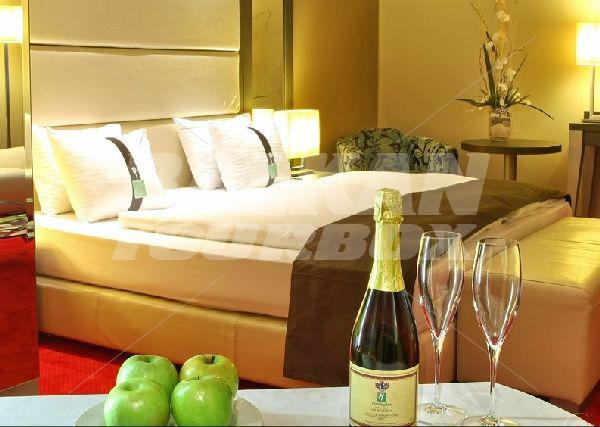 почивка в  Holiday Inn Belgrade 