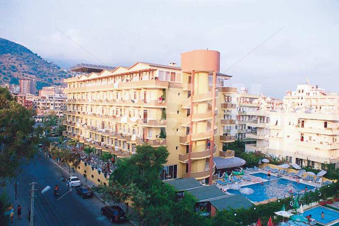 почивка в Hedef Kleopatra Golden Sun