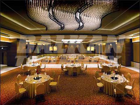 holiday in Lalit