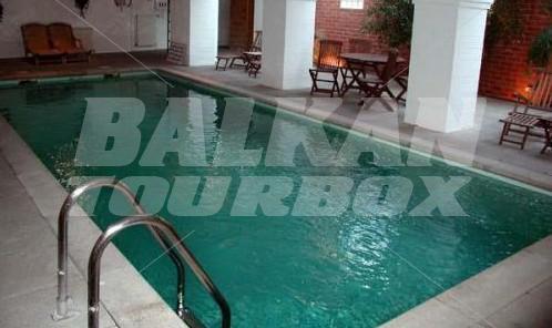 holiday in Floris Karos Hotel