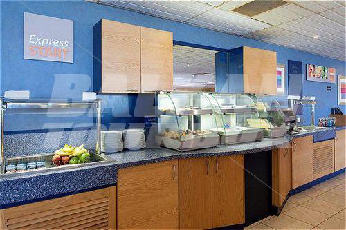 почивка в Holiday Inn Express Bradford City Centre