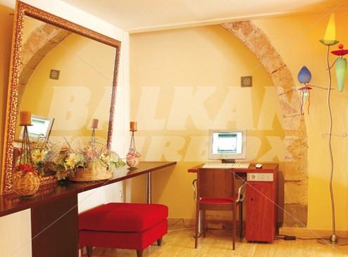 почивка в NH Hesperia Metropol