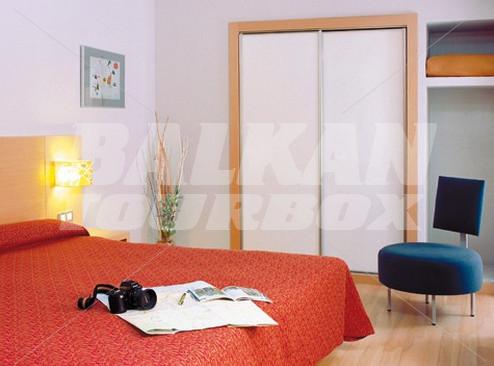 почивка в NH Hesperia Metropol
