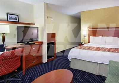 почивка в Courtyard by Marriott Little Rock Downtown