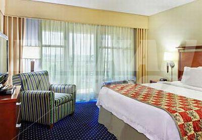 почивка в Courtyard by Marriott Little Rock Downtown