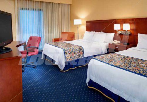 почивка в Courtyard by Marriott St. Louis Creve Coeur