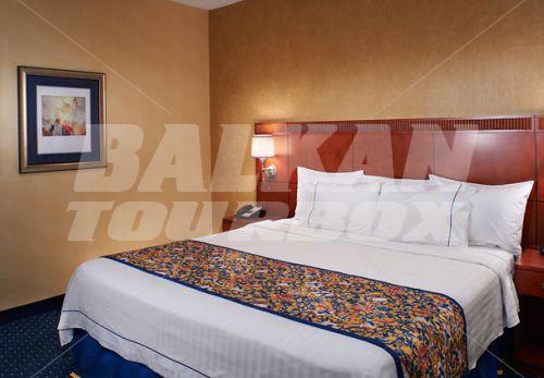 почивка в Courtyard by Marriott St. Louis Creve Coeur