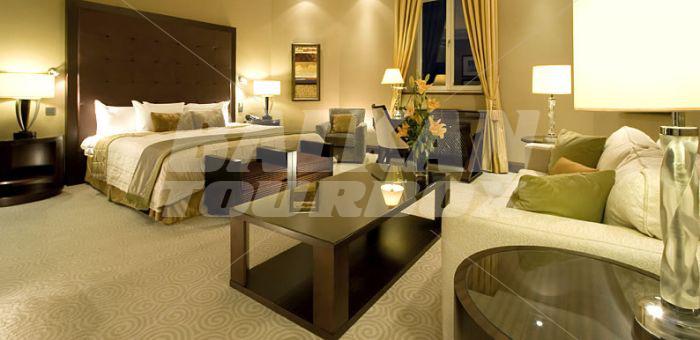 почивка в Corinthia Grand Hotel Royal