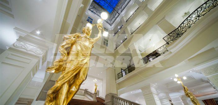 почивка в Corinthia Grand Hotel Royal