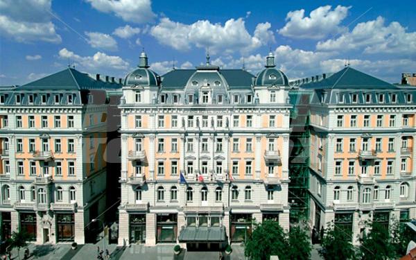 почивка в Corinthia Grand Hotel Royal