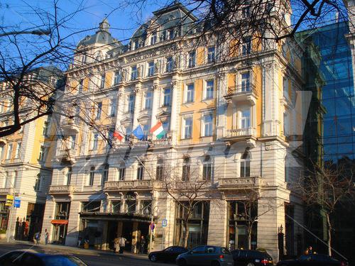 почивка в Corinthia Grand Hotel Royal