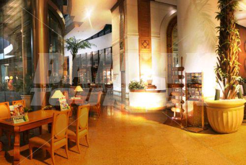 почивка в Montien Riverside