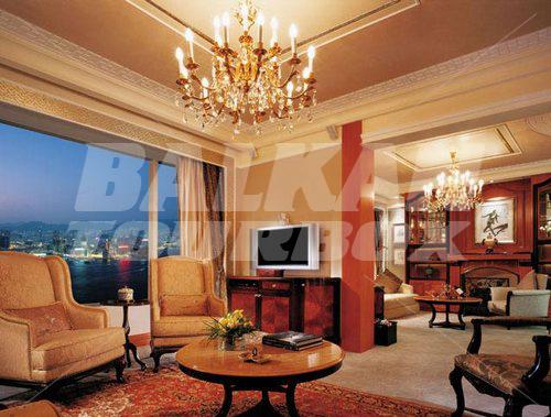 holiday in Shangri La Hong Kong