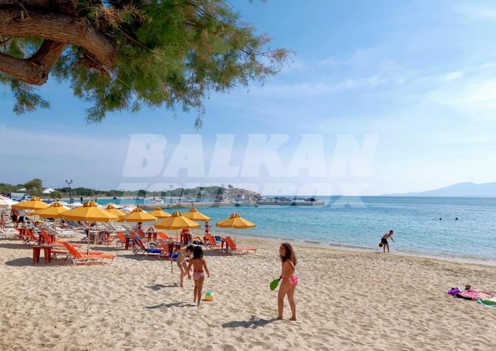 holiday in Iria Beach Art