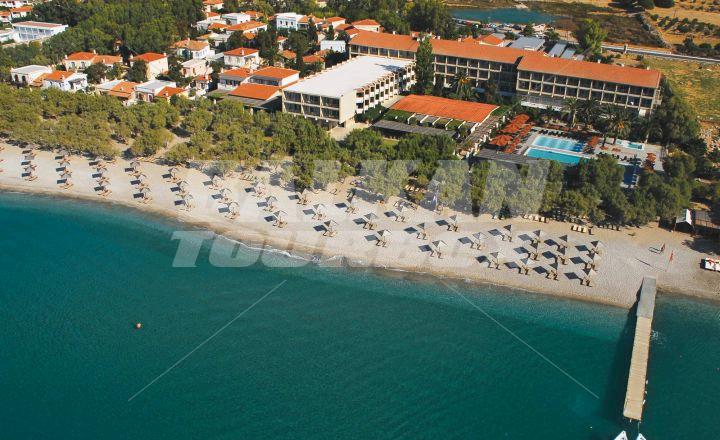 почивка в Doryssa Seaside Resort