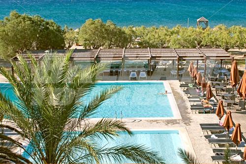 почивка в Doryssa Seaside Resort