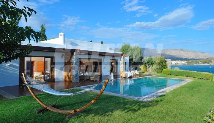 holiday in Grand Resort Lagonissi