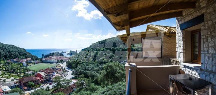 holiday in Enetico Resort