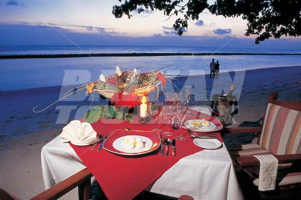 почивка в Royal Island Resort