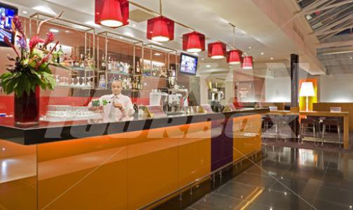 почивка в Novotel Cardiff Centre
