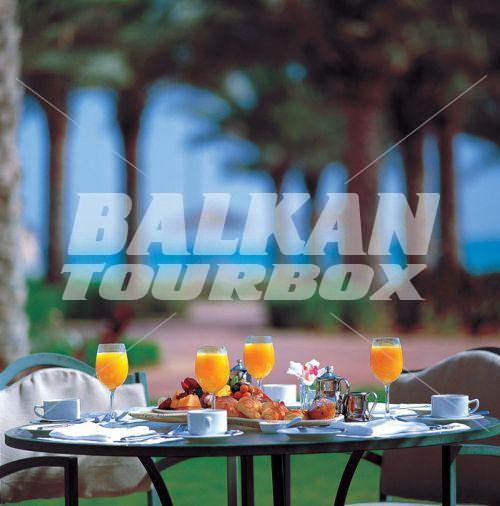 почивка в Danat Resort Jebel Dhanna