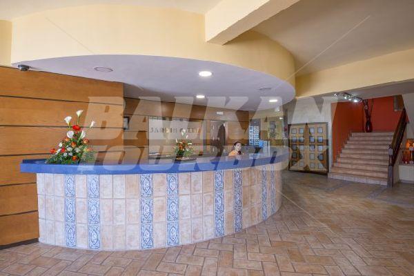 holiday in Hovima Jarrdin Caleta