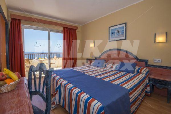 holiday in Hovima Jarrdin Caleta
