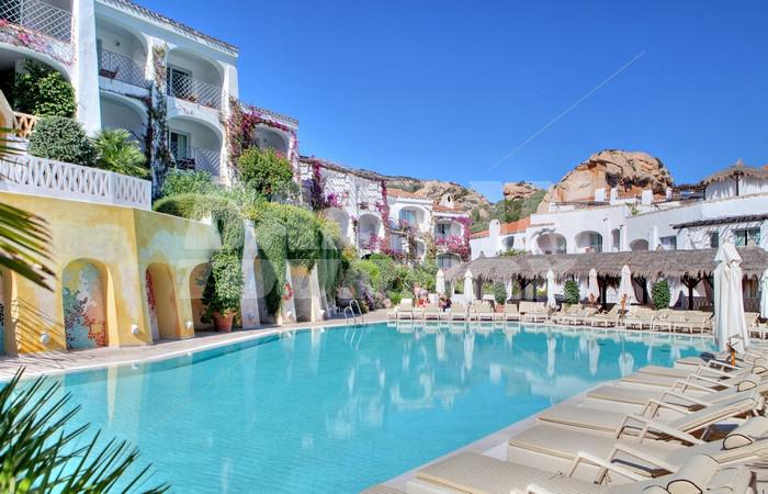 почивка в Grand Hotel Poltu Quatu