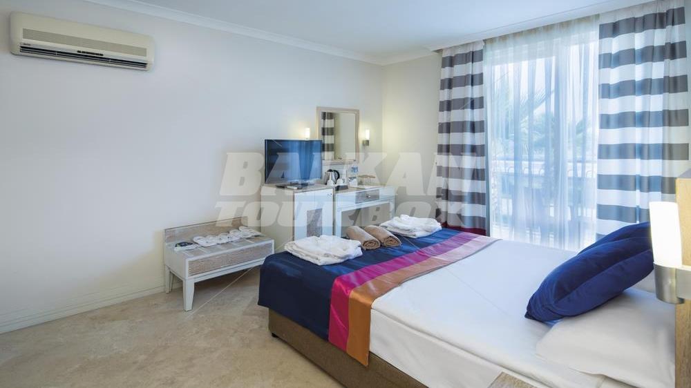 holiday in Crystal Boutique Beach and Resort