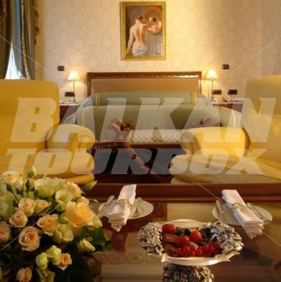 holiday in Taleon Imperial