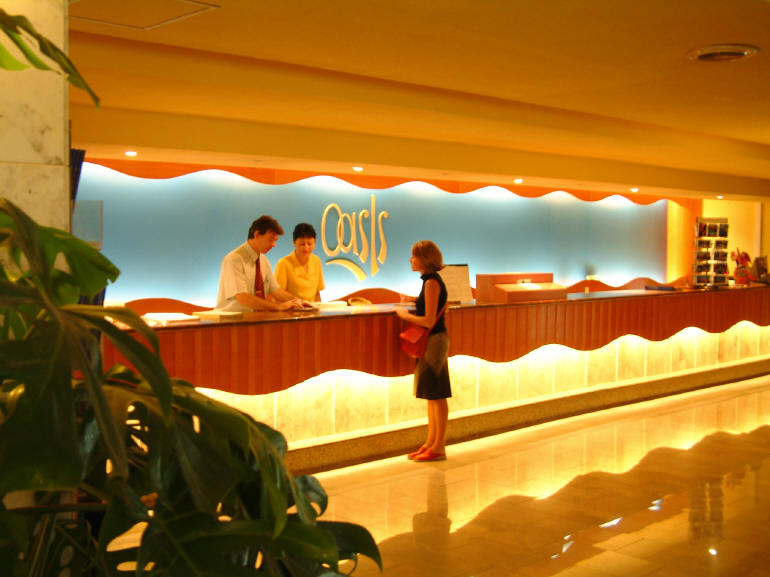 holiday in Oasis Park
