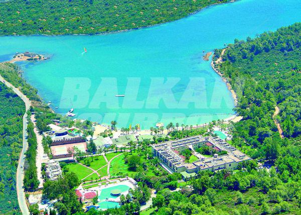 почивка в Crystal Green Bay Resort