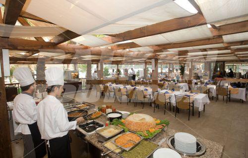 почивка в Crystal Green Bay Resort