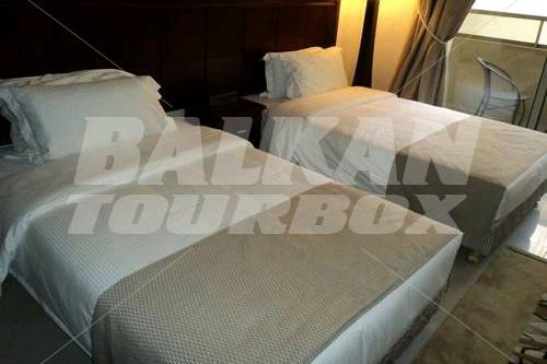 почивка в Midtown Hotel and Suites