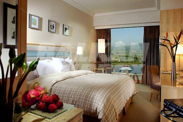 holiday in Four Points By Sheraton Shenzhen