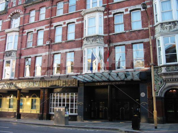 почивка в The Gresham Metropole