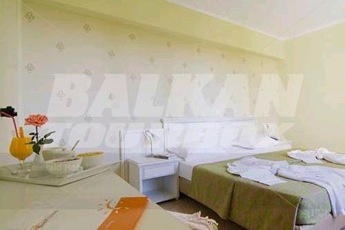 holiday in Solimar Emerald