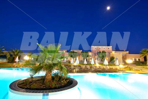 holiday in Solimar Emerald