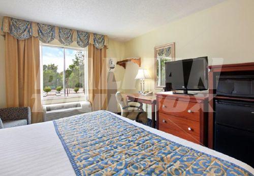 почивка в Fairfield Inn by Marriott Savannah Midtown