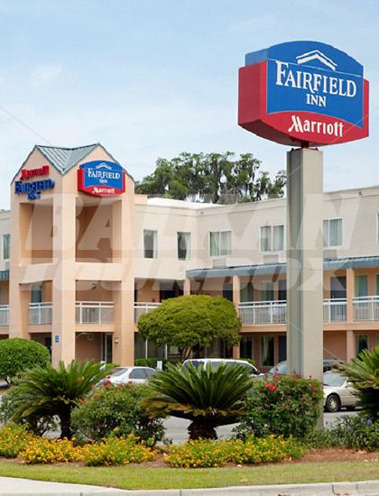 почивка в Fairfield Inn by Marriott Savannah Midtown
