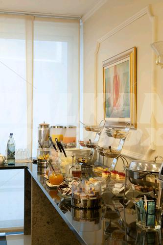 holiday in Best Western Plus Grand Hotel Victor Hugo