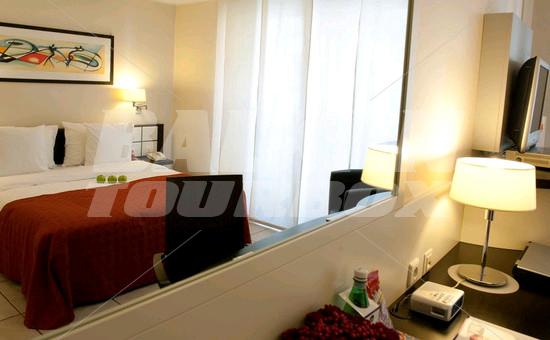 holiday in Best Western Plus Grand Hotel Victor Hugo