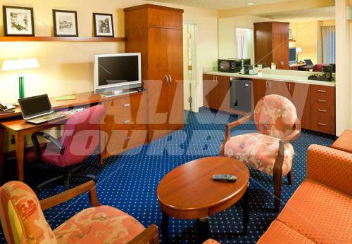 почивка в Courtyard Marriott Anchorage Airport