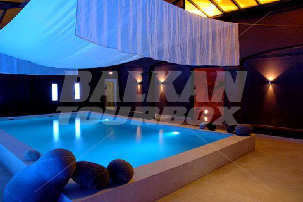 почивка в Le Mas D'Artigny And Spa