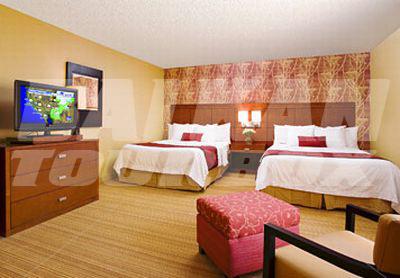 почивка в Courtyard by Marriott Camarillo
